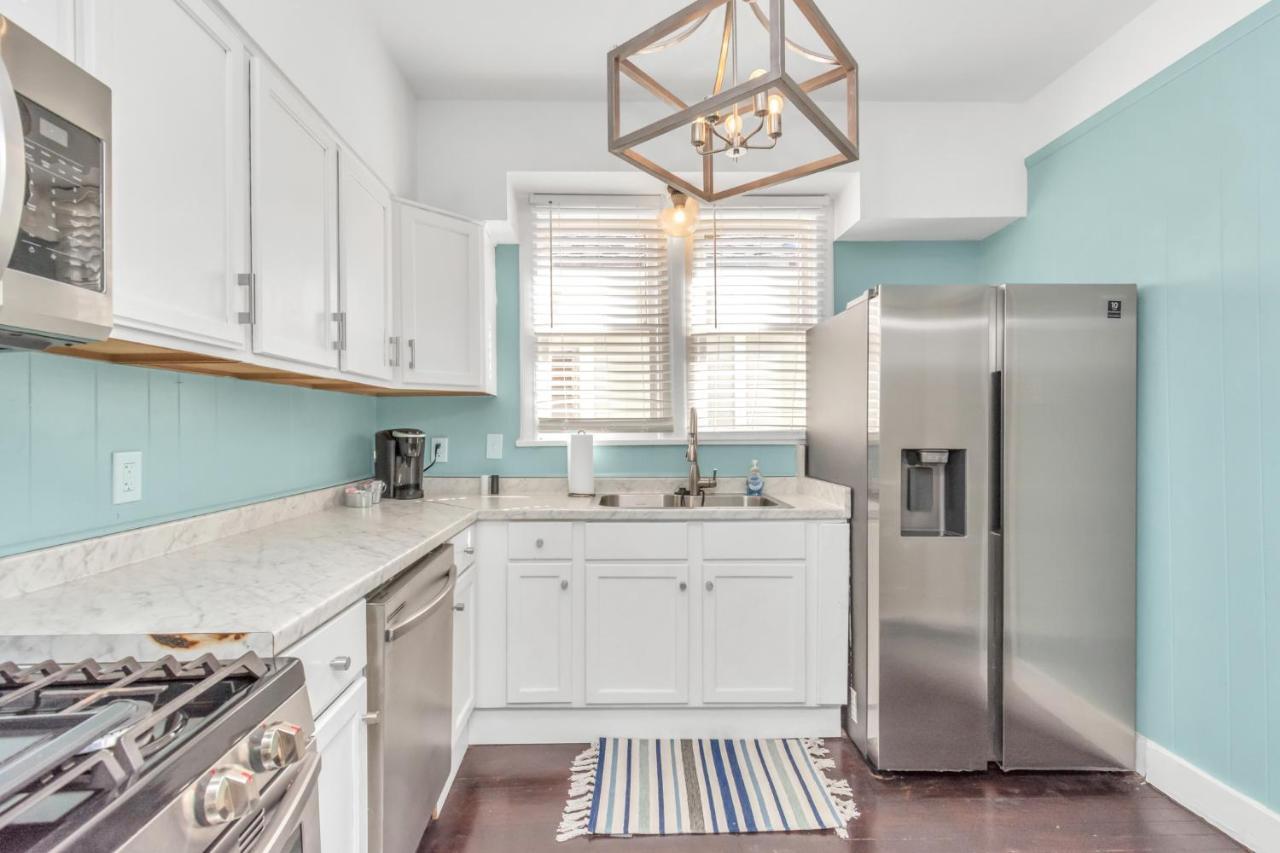 2 Kitchens,2 Living Rooms,4 Bedrooms-Close To All! Γκάλβεστον Εξωτερικό φωτογραφία