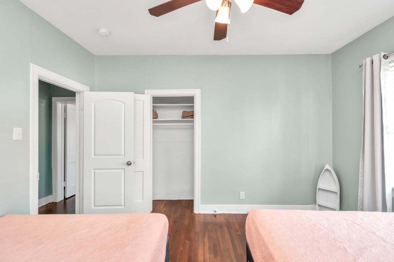 2 Kitchens,2 Living Rooms,4 Bedrooms-Close To All! Γκάλβεστον Εξωτερικό φωτογραφία