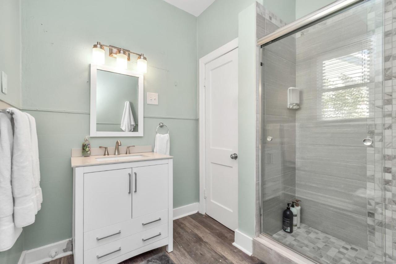 2 Kitchens,2 Living Rooms,4 Bedrooms-Close To All! Γκάλβεστον Εξωτερικό φωτογραφία
