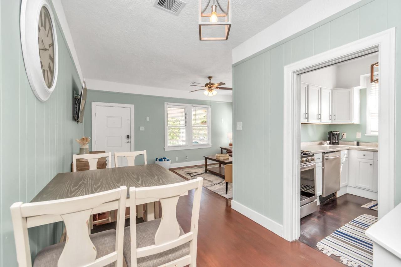 2 Kitchens,2 Living Rooms,4 Bedrooms-Close To All! Γκάλβεστον Εξωτερικό φωτογραφία