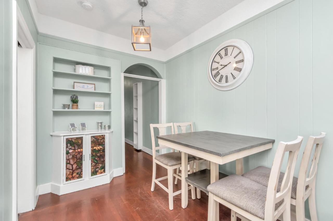 2 Kitchens,2 Living Rooms,4 Bedrooms-Close To All! Γκάλβεστον Εξωτερικό φωτογραφία