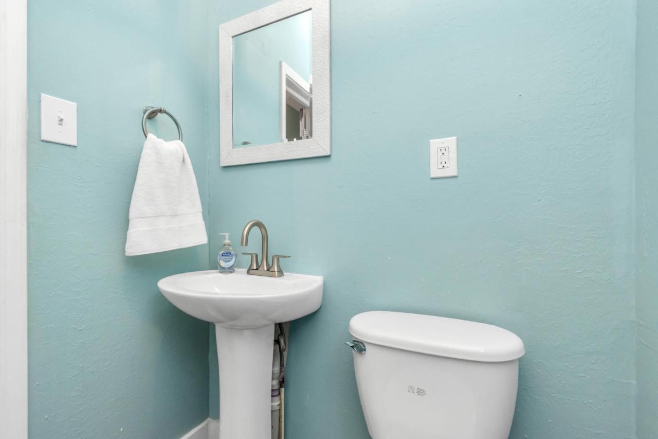 2 Kitchens,2 Living Rooms,4 Bedrooms-Close To All! Γκάλβεστον Εξωτερικό φωτογραφία